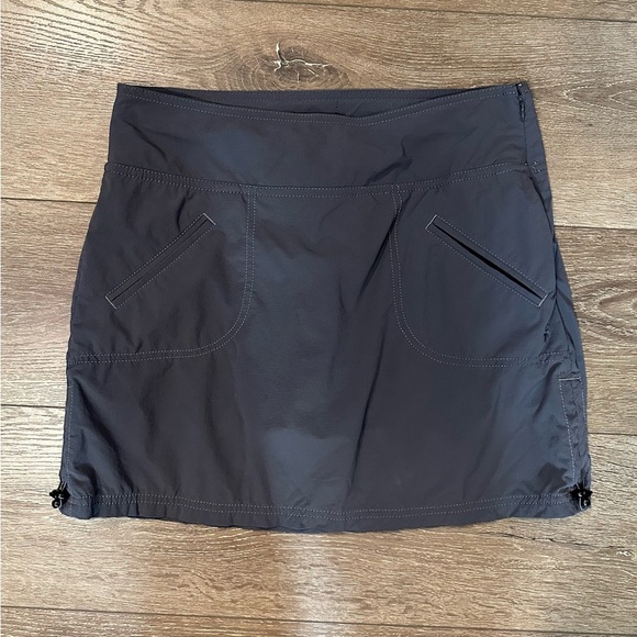 Athleta Dresses & Skirts - Athleta Rip Stop Skort Skirt Asphalt Gray